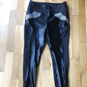 Koral leggings nwot